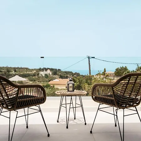 Avidianos' -family Perfect- Villa