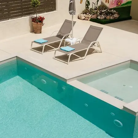 Avidianos' -family Perfect- Villa